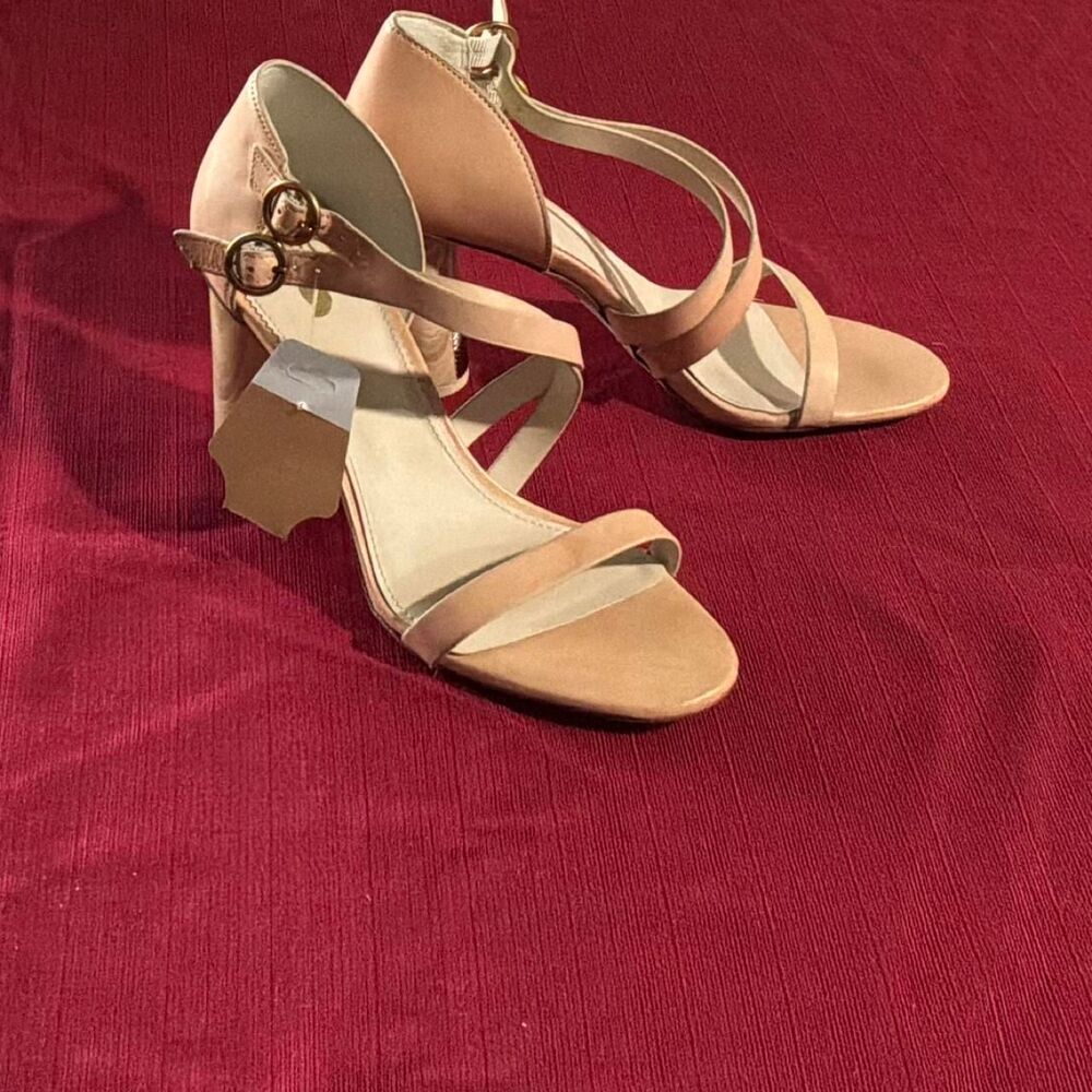 Franco-sarto Women's Tan and Pink Courts